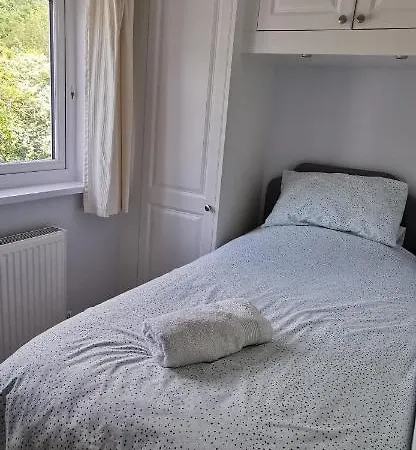 Chy Lowen Private With Kitchen, Dining And Garden Access Close To Eden Project & Beaches * Saint Blazey